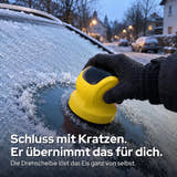 Beispielbild: Nie wieder kratzen: der elektrische Eiskratzer löst das Eis von der Scheibe.